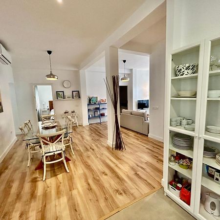 Acogedor Apt 6Pax 3Bdr 2Bth - Cozyhomesevilla5 Εξωτερικό φωτογραφία