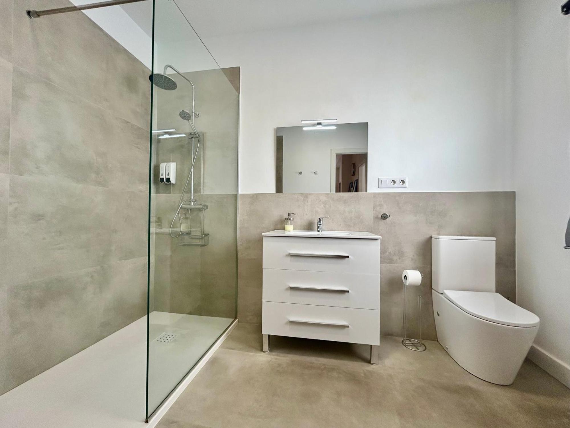 Acogedor Apt 6Pax 3Bdr 2Bth - Cozyhomesevilla5 Εξωτερικό φωτογραφία