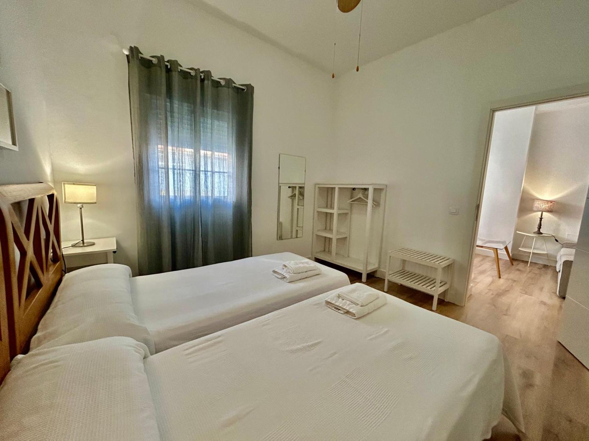 Acogedor Apt 6Pax 3Bdr 2Bth - Cozyhomesevilla5 Εξωτερικό φωτογραφία
