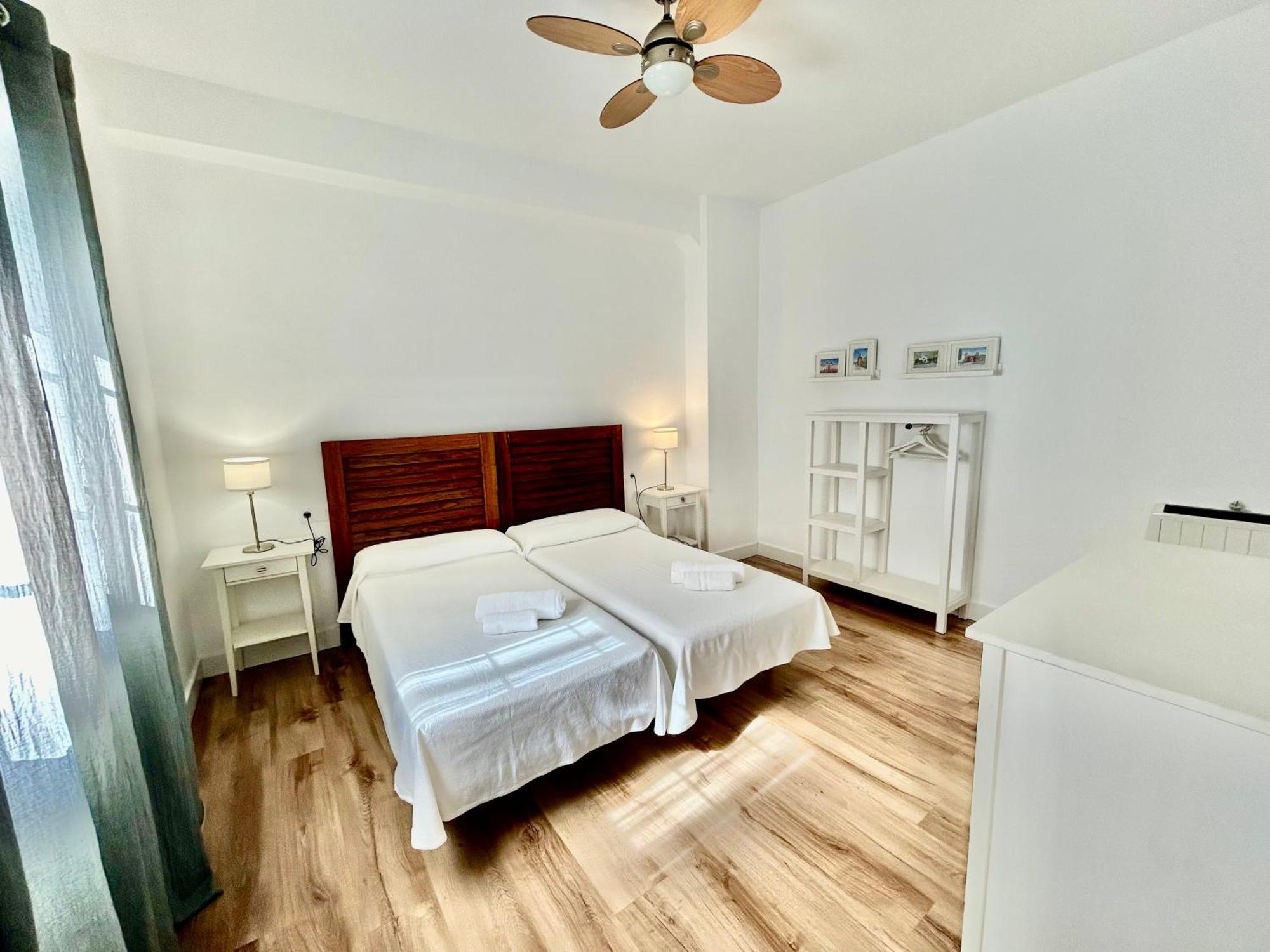 Acogedor Apt 6Pax 3Bdr 2Bth - Cozyhomesevilla5 Εξωτερικό φωτογραφία