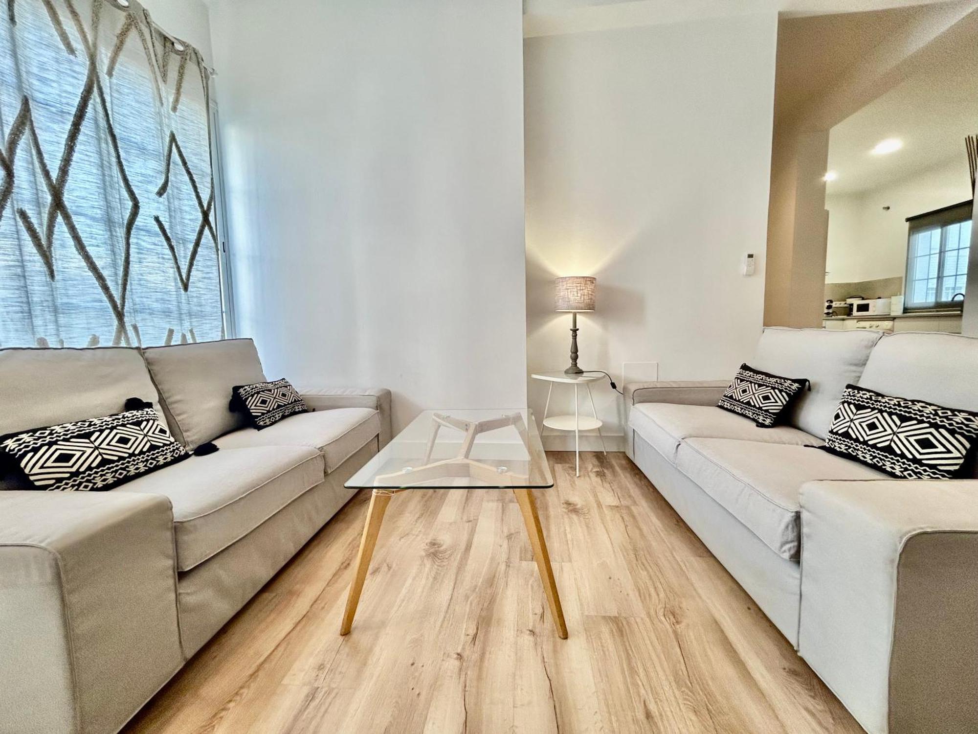 Acogedor Apt 6Pax 3Bdr 2Bth - Cozyhomesevilla5 Εξωτερικό φωτογραφία